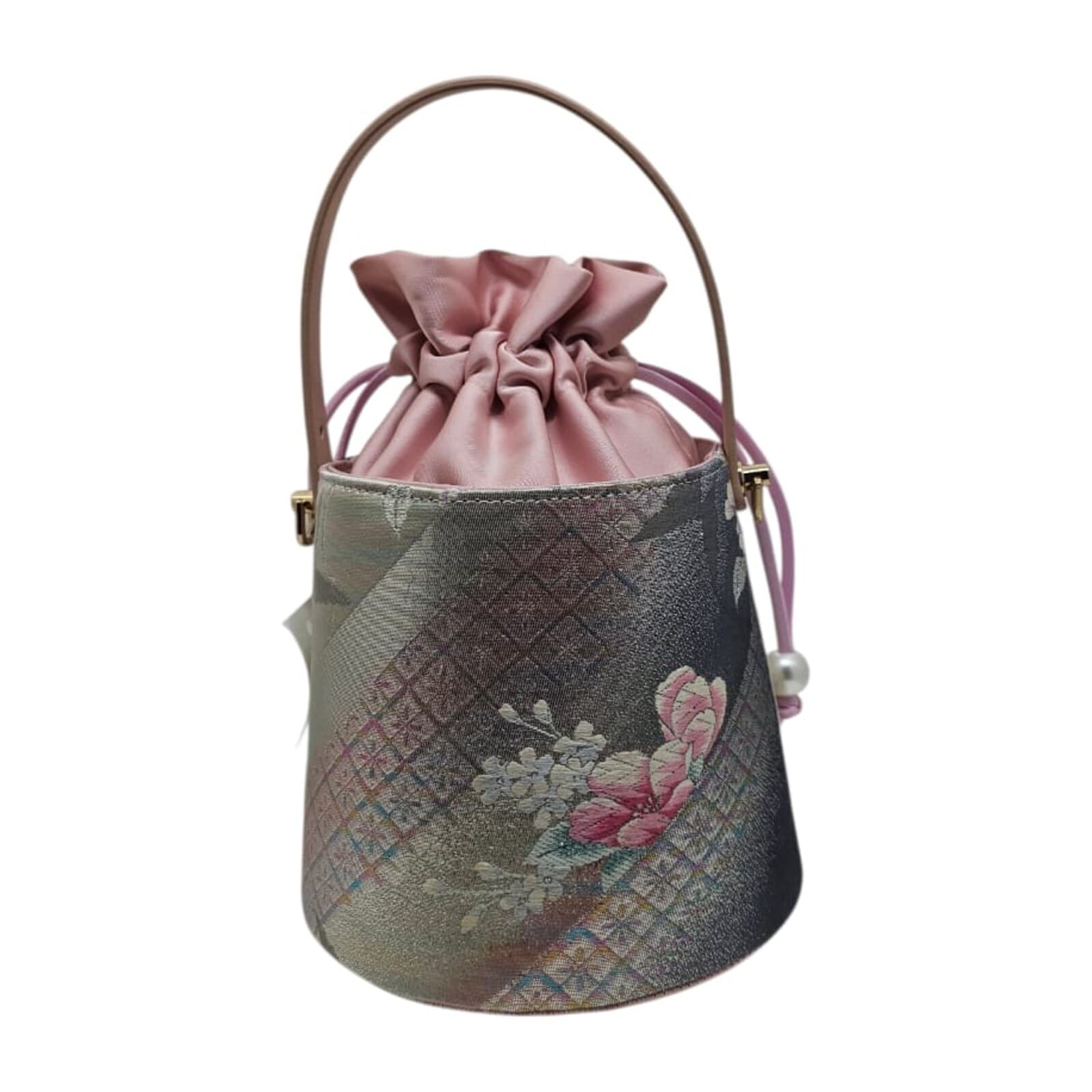 Bucket